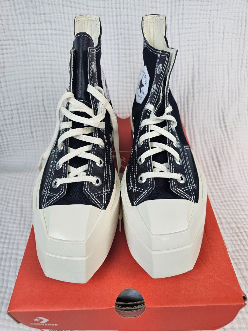 😍NWT😍 Converse Chuck 70 De Luxe Squared High - Black/Egret Women's 8/Men's 6 - Picture 4 of 16